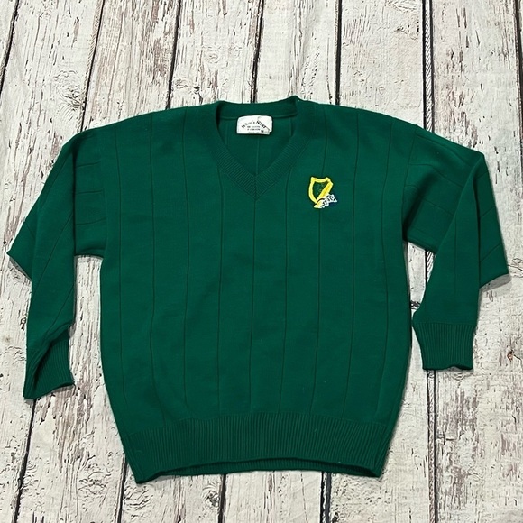 Vintage 80s Ireland Irish Green Stitched St. Patrick's Day Sweater - Picture 1 of 4